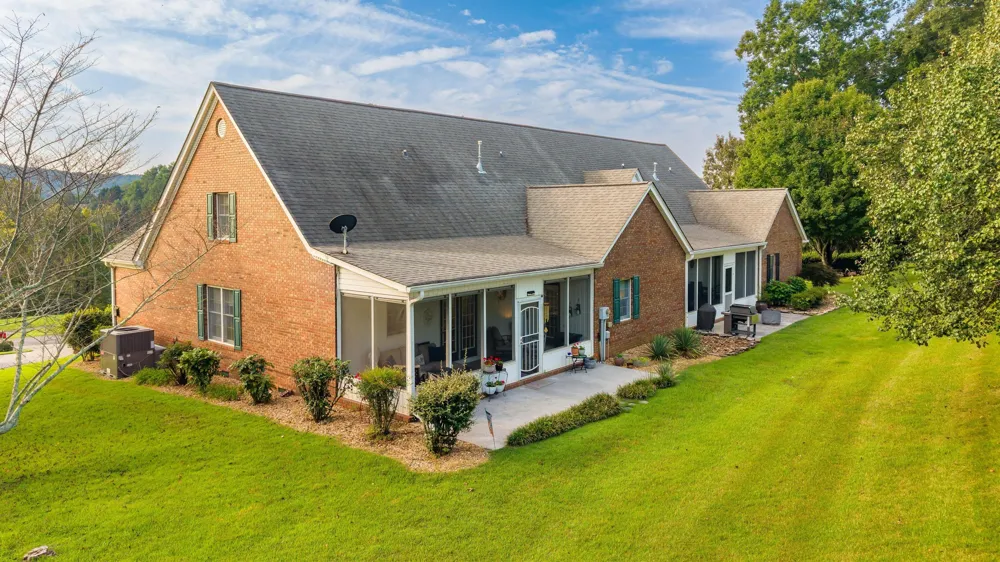 304 Fairway Drive Athens, TN 37303
