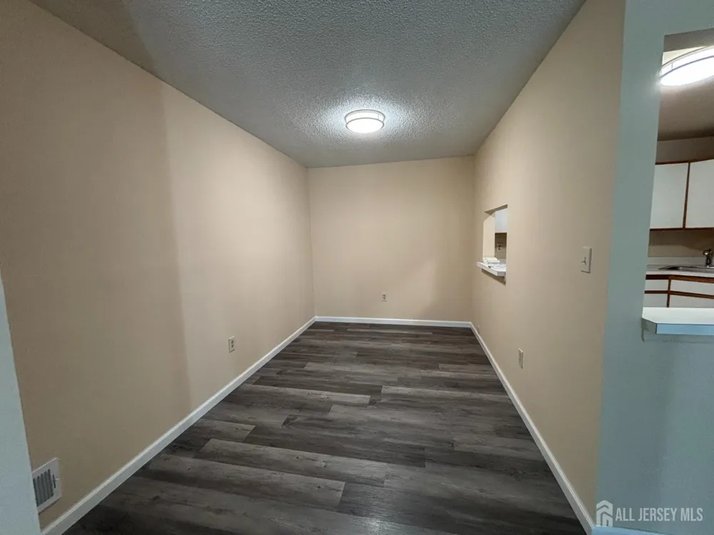 279 Kempsey Drive North Brunswick, NJ 08902