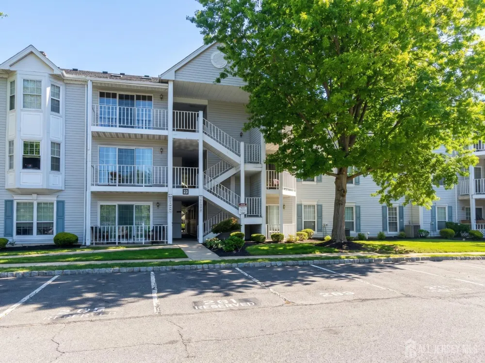 279 Kempsey Drive North Brunswick, NJ 08902