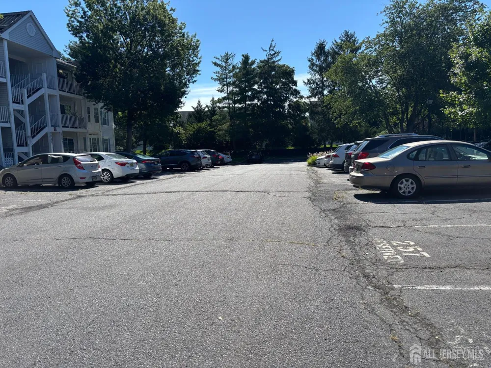 279 Kempsey Drive North Brunswick, NJ 08902