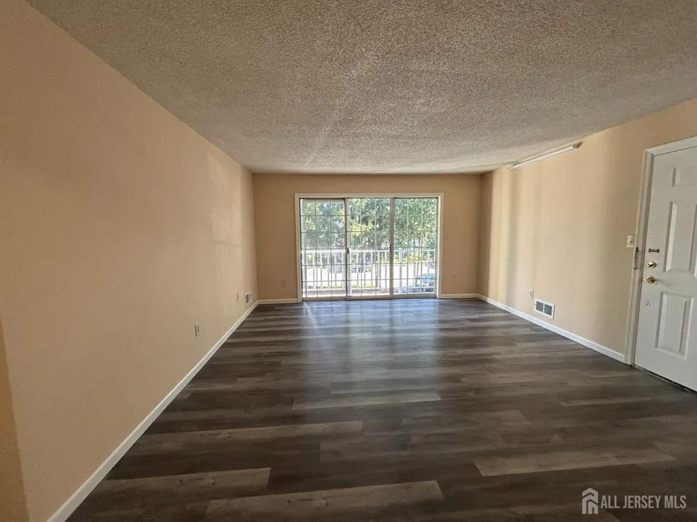279 Kempsey Drive North Brunswick, NJ 08902