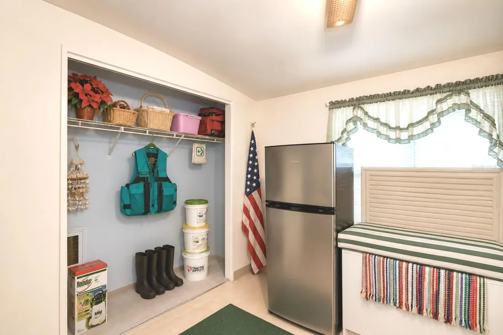 214 LAKE REEDY BOULEVARD Frostproof, FL 33843