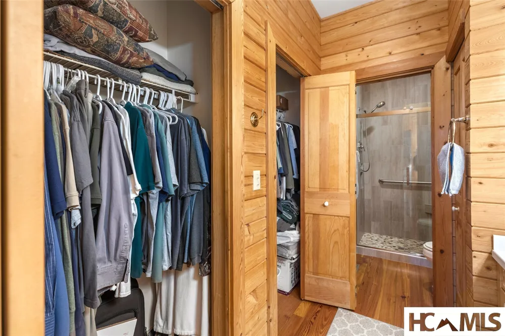 250 Bonanza Drive Cullowhee, NC 28723