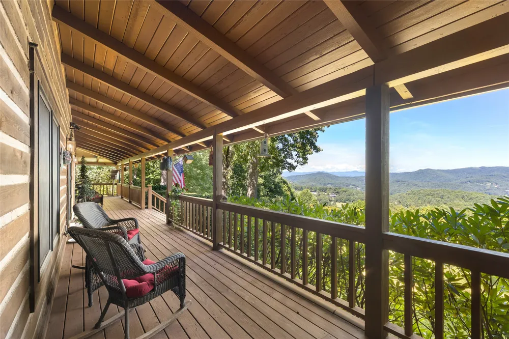 250 Bonanza Drive Cullowhee, NC 28723