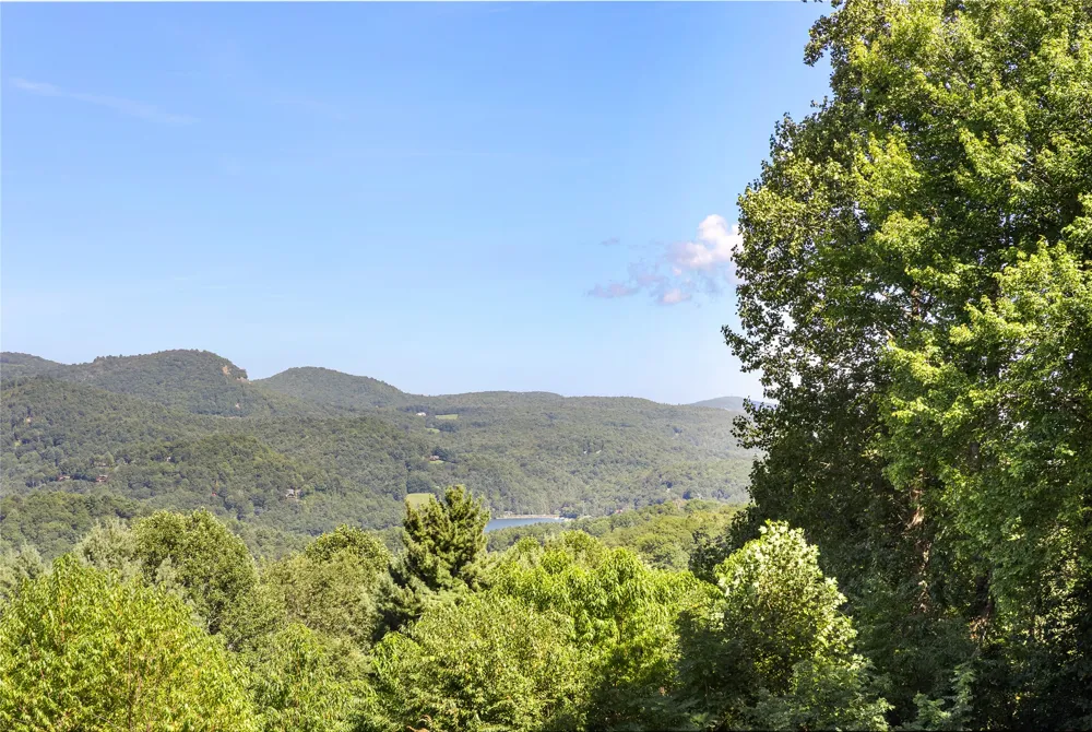250 Bonanza Drive Cullowhee, NC 28723