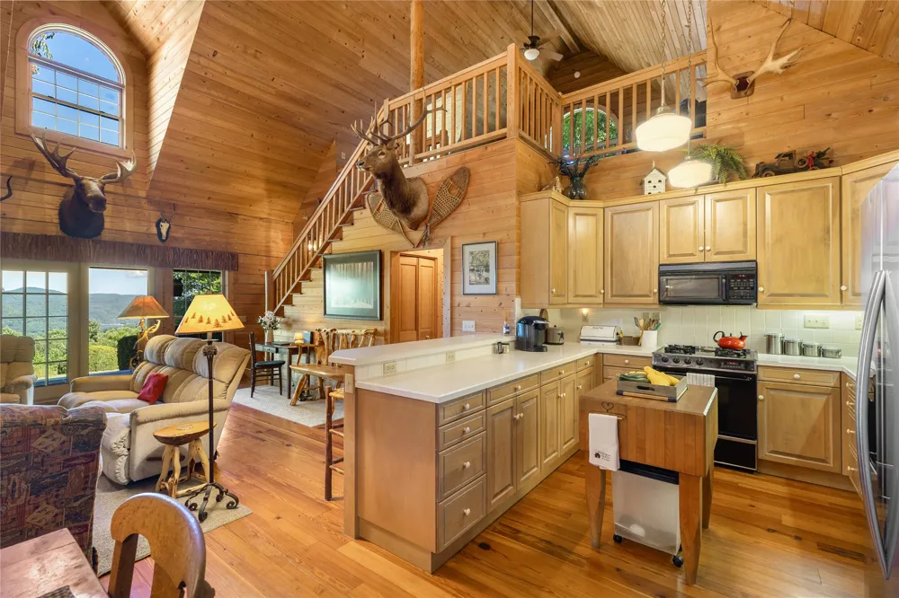 250 Bonanza Drive Cullowhee, NC 28723