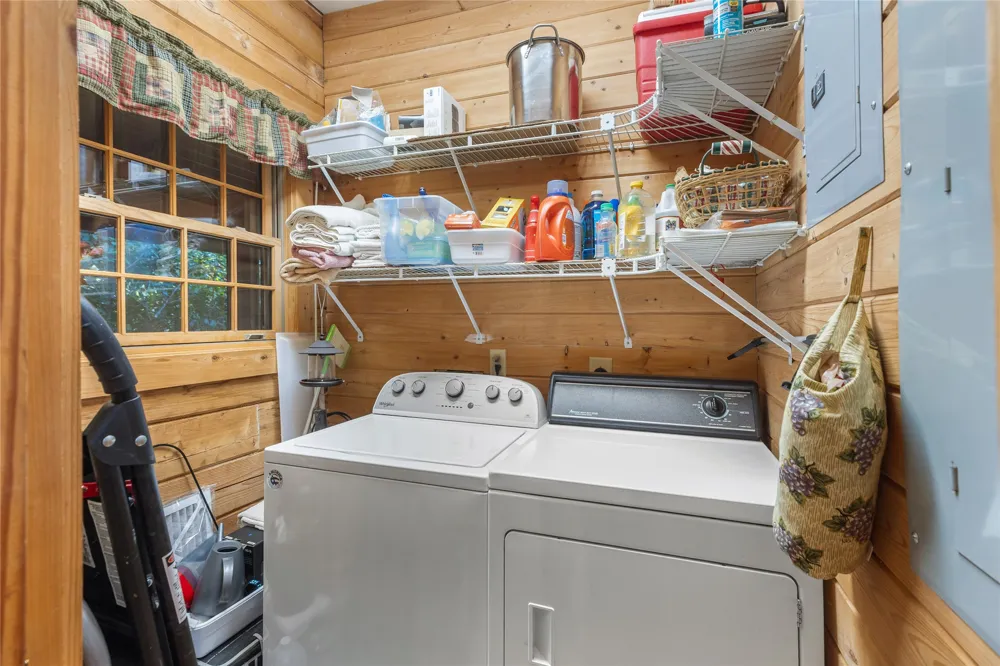 250 Bonanza Drive Cullowhee, NC 28723