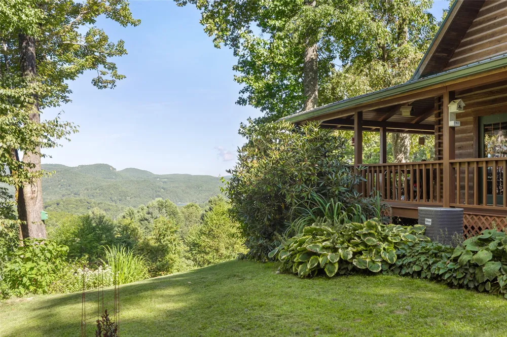 250 Bonanza Drive Cullowhee, NC 28723