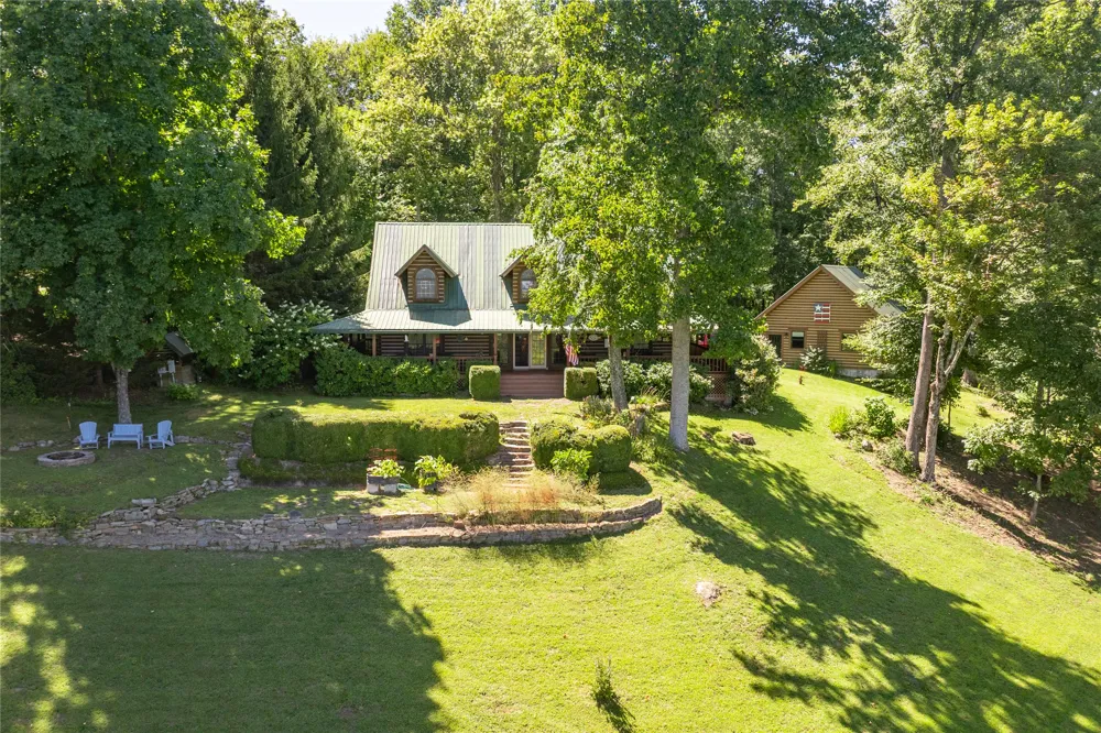250 Bonanza Drive Cullowhee, NC 28723