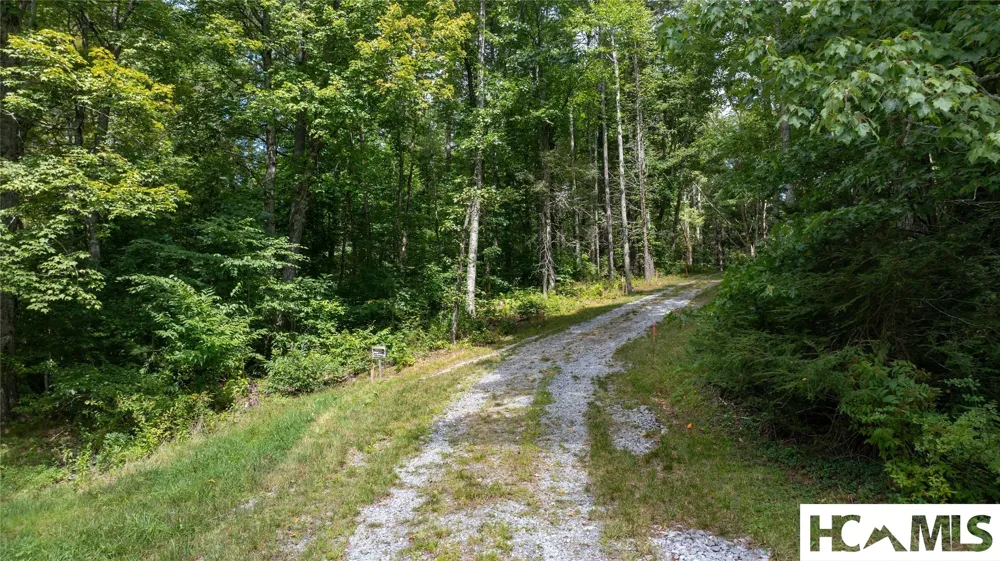 2680 HWY 107 N Cashiers, NC 28717