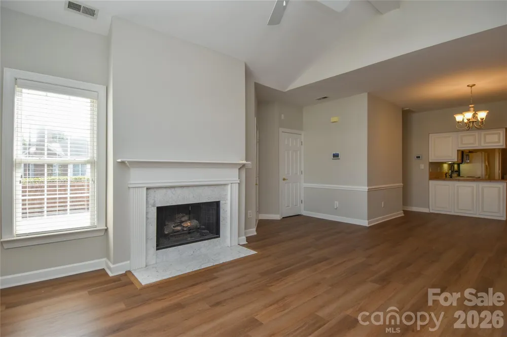 8332 Highland Glen Drive Charlotte, NC 28269