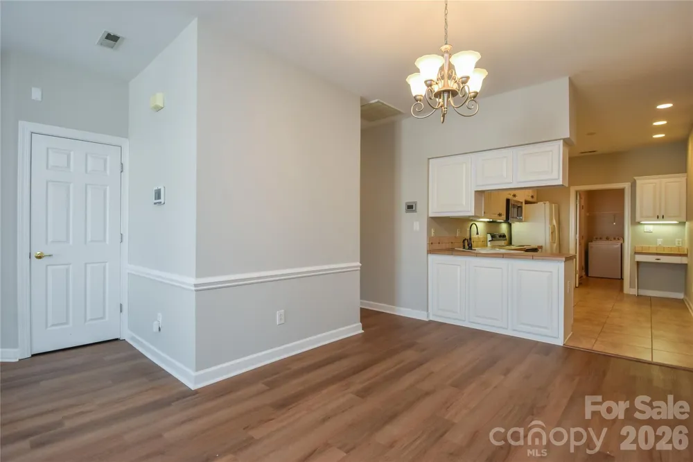 8332 Highland Glen Drive Charlotte, NC 28269