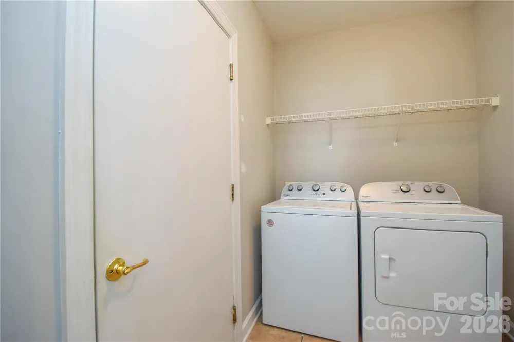 8332 Highland Glen Drive Charlotte, NC 28269