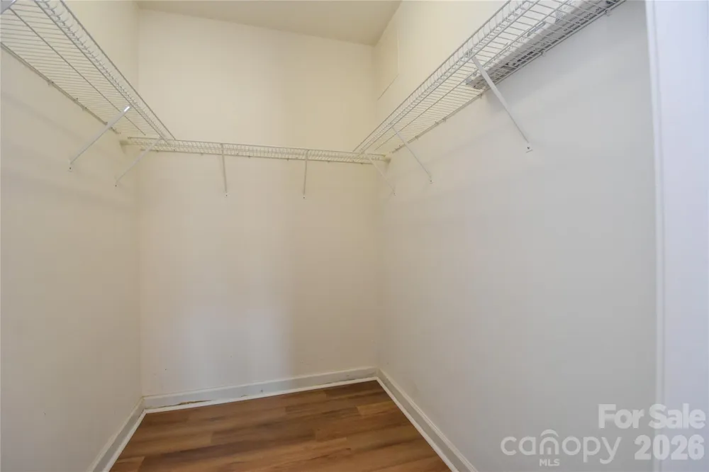 8332 Highland Glen Drive Charlotte, NC 28269