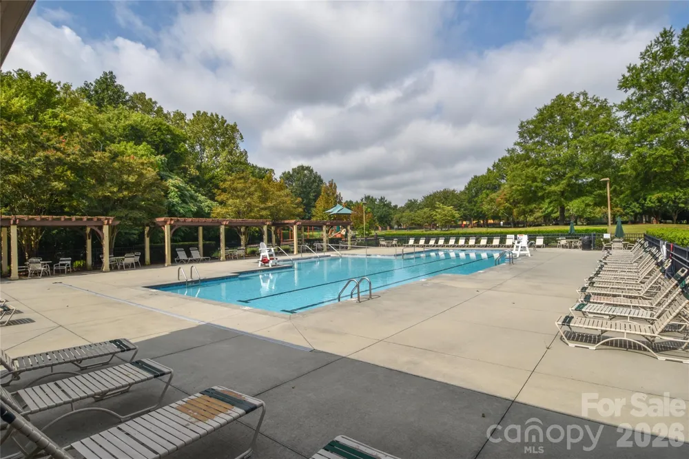 8332 Highland Glen Drive Charlotte, NC 28269
