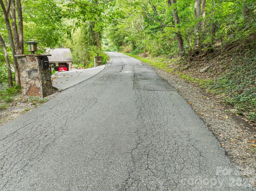 1.54 Acres Breezeway Drive Asheville, NC 28803