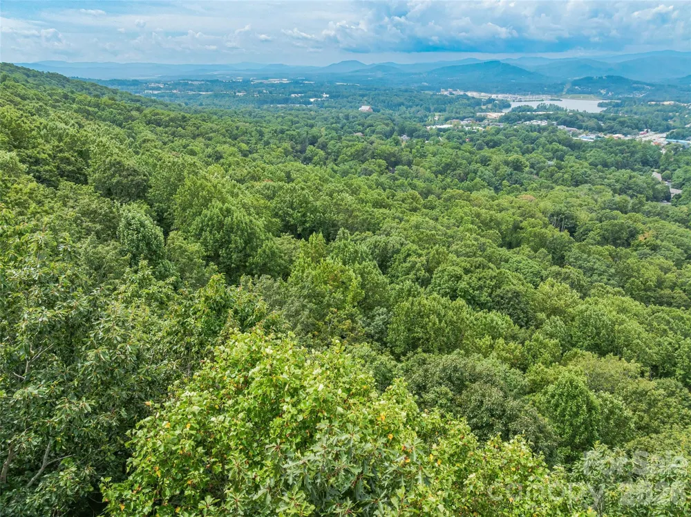 1.54 Acres Breezeway Drive Asheville, NC 28803