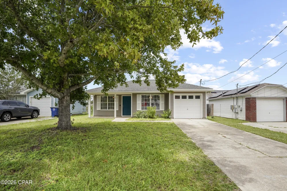 1815 Foster Avenue Panama City, FL 32405