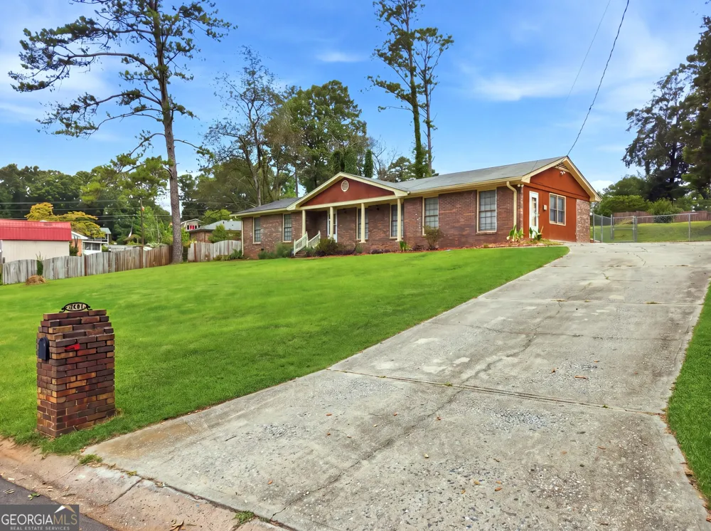 2681 Kings CIR Lawrenceville, GA 30044