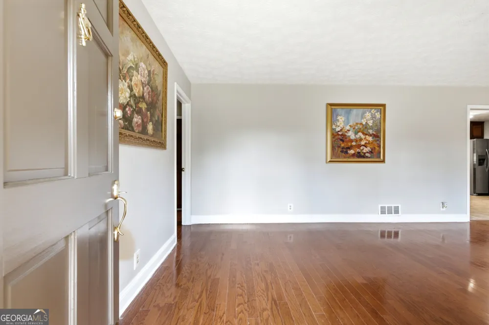 2681 Kings CIR Lawrenceville, GA 30044