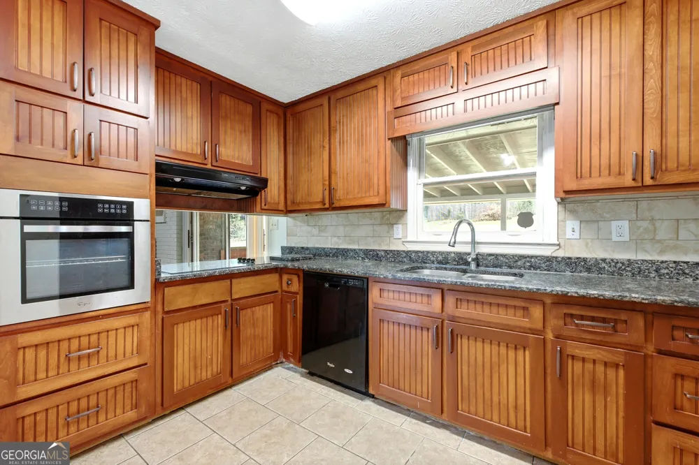 2681 Kings CIR Lawrenceville, GA 30044