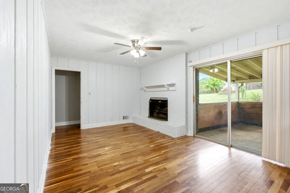 2681 Kings CIR Lawrenceville, GA 30044