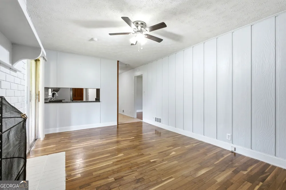 2681 Kings CIR Lawrenceville, GA 30044