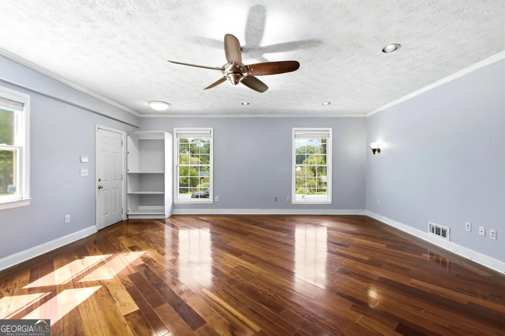2681 Kings CIR Lawrenceville, GA 30044