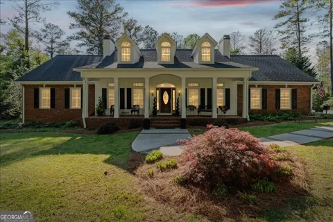 80 Highland DR