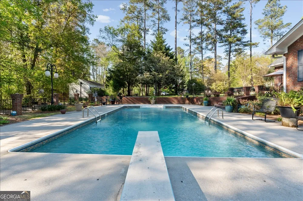 80 Highland DR Tallapoosa, GA 30176