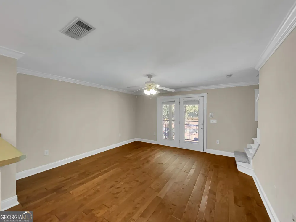 490 Barnett Shoals RD Athens, GA 30605