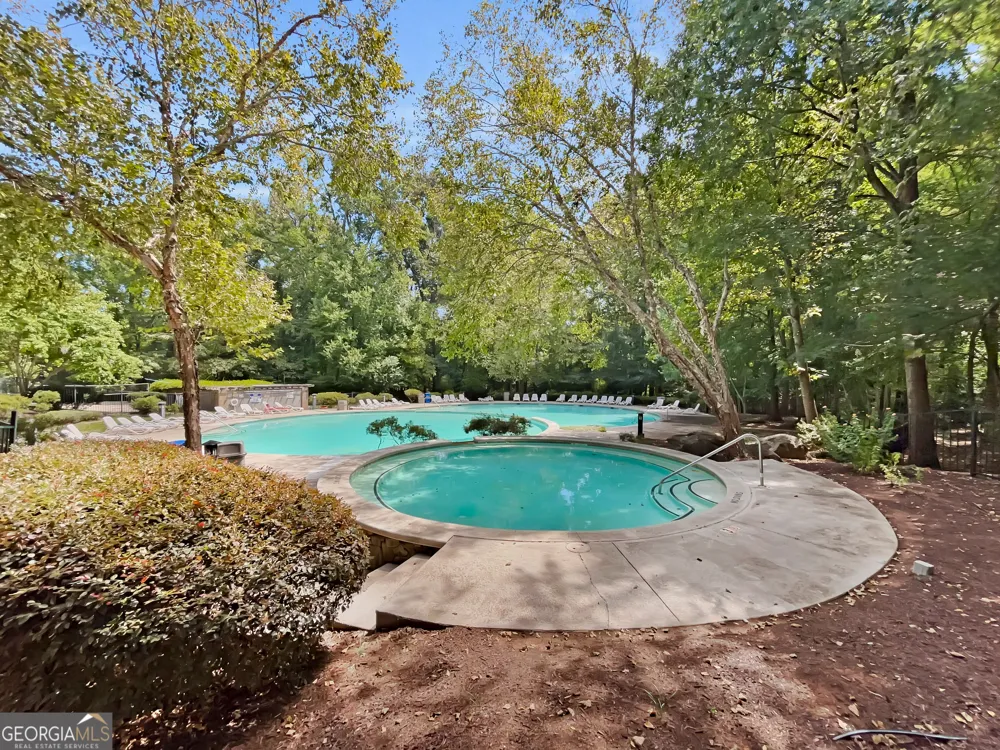 490 Barnett Shoals RD Athens, GA 30605