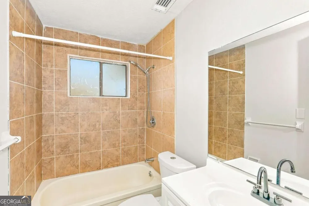 596 Crestmont CT Jonesboro, GA 30238