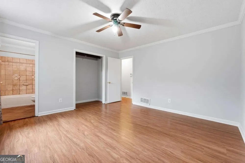 3262 Summer Wood CIR Snellville, GA 30039
