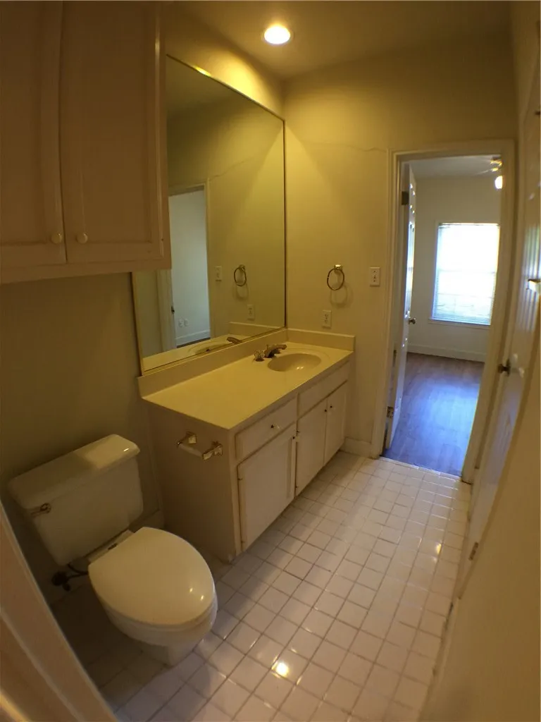 2100 San Gabriel ST Street #203 Austin, TX 78705