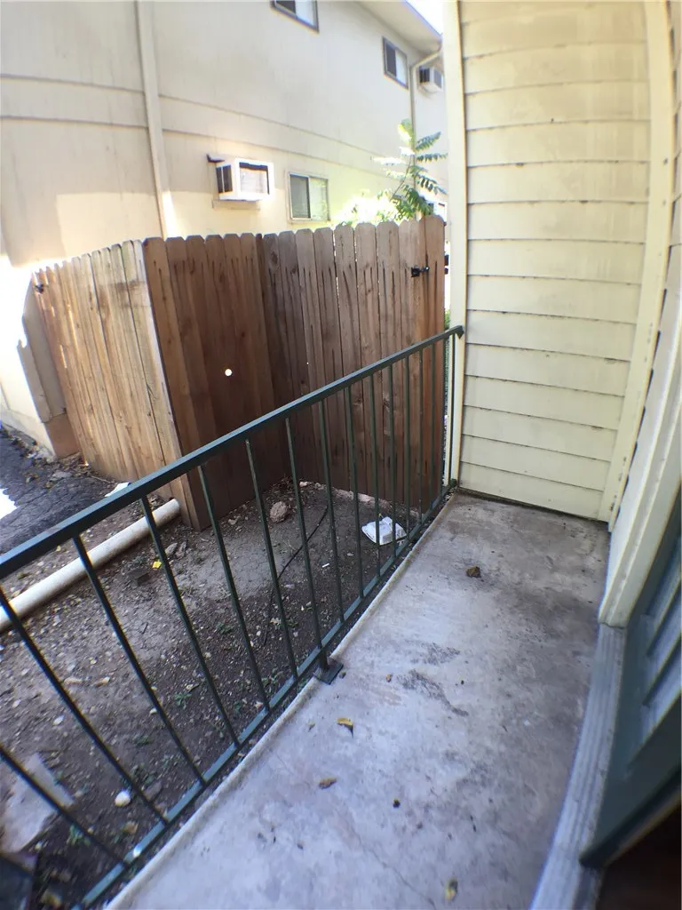 2100 San Gabriel ST Street #203 Austin, TX 78705