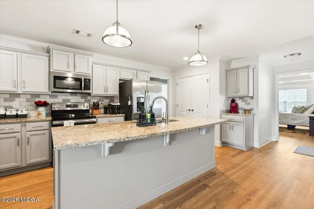 305 Lamplight Drive Byron, GA 31008