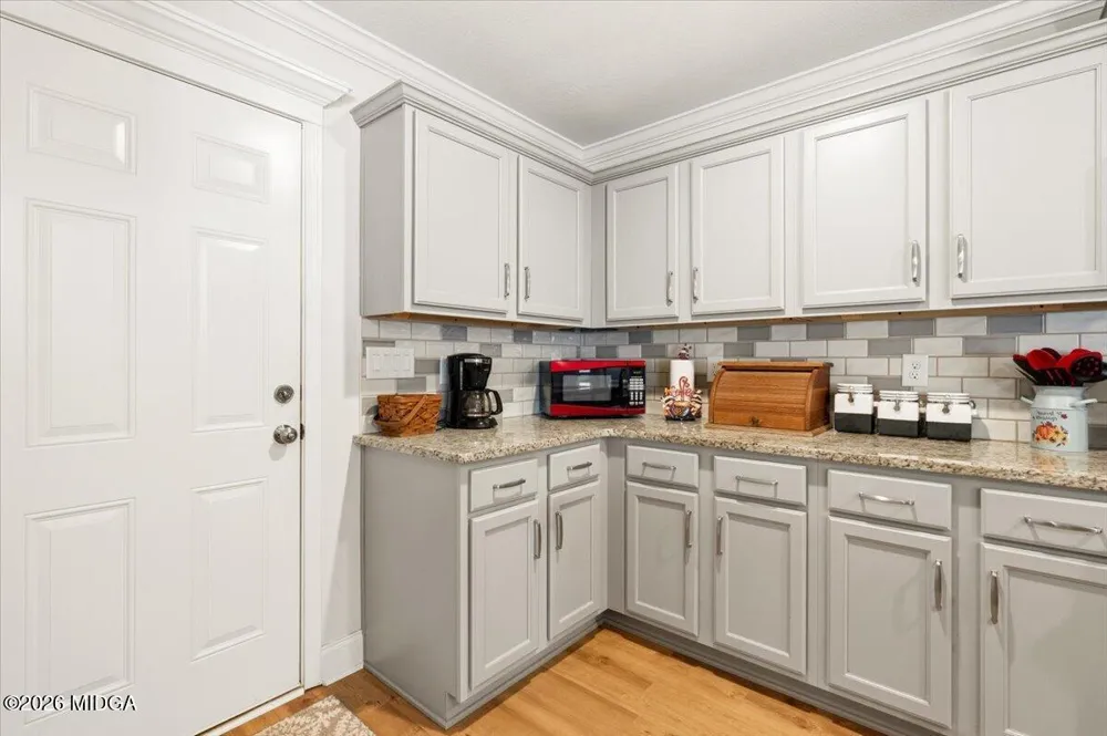 305 Lamplight Drive Byron, GA 31008