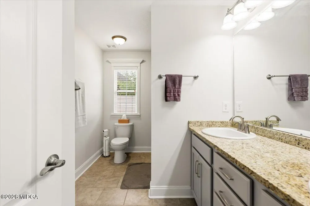 305 Lamplight Drive Byron, GA 31008