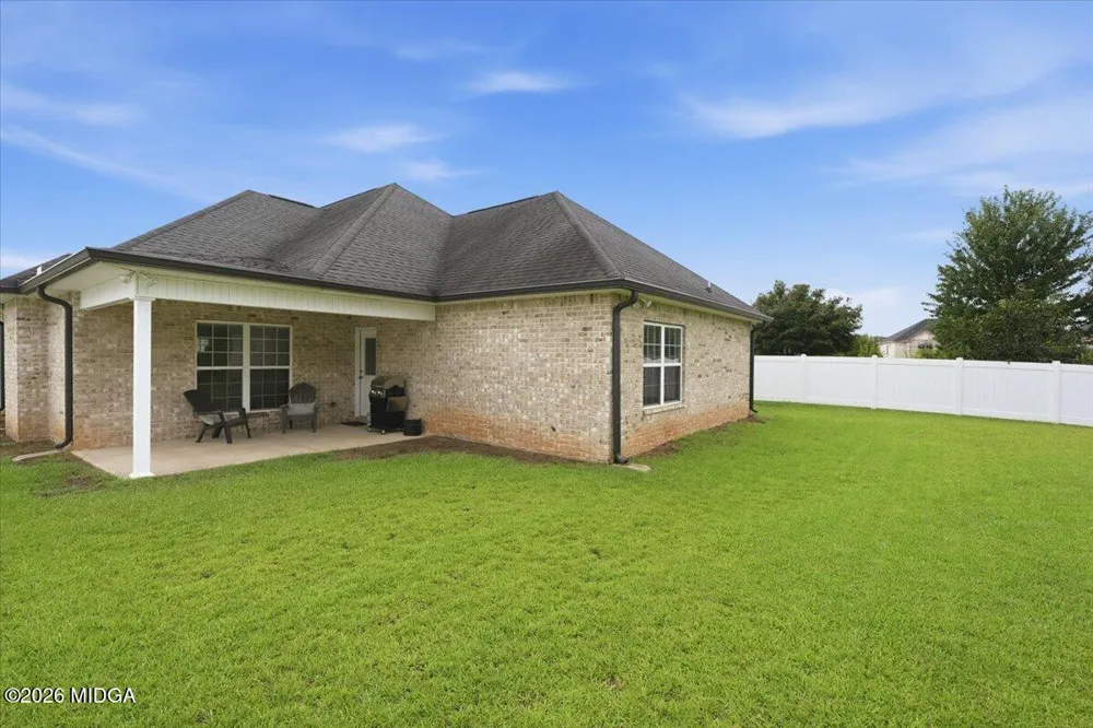 305 Lamplight Drive Byron, GA 31008
