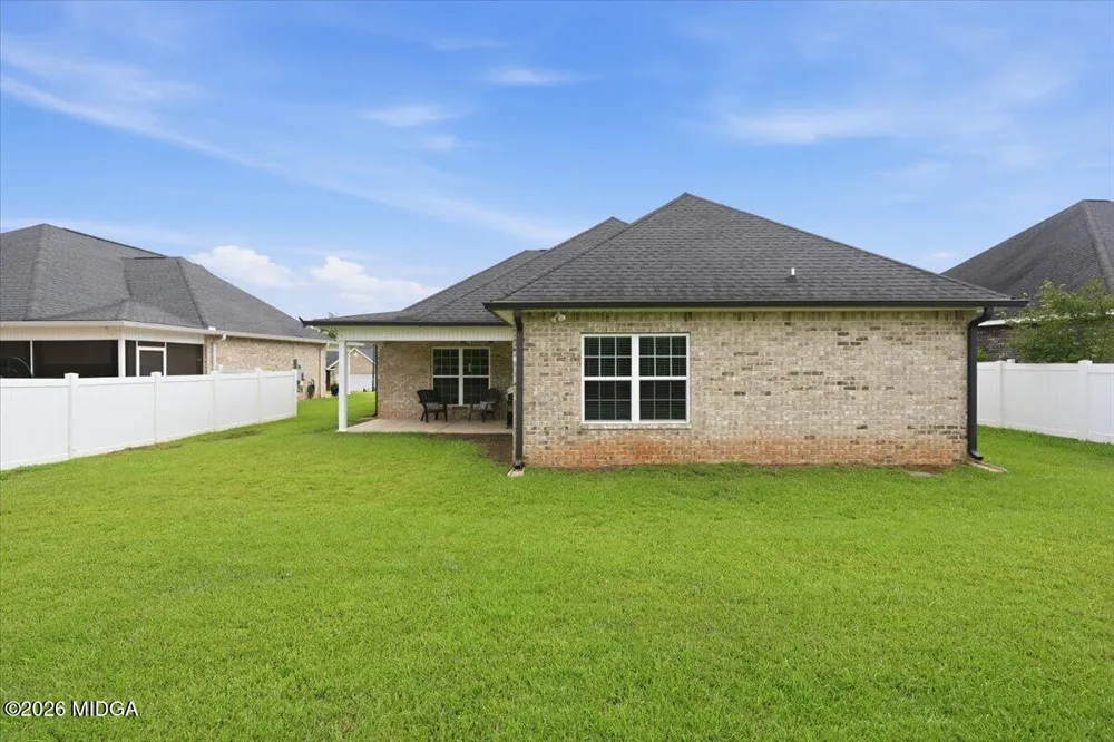 305 Lamplight Drive Byron, GA 31008