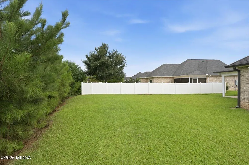 305 Lamplight Drive Byron, GA 31008