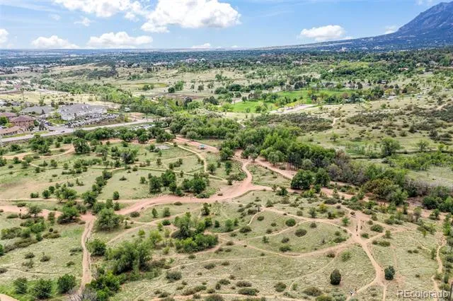 2550 Wheaton Drive Colorado Springs, CO 80904