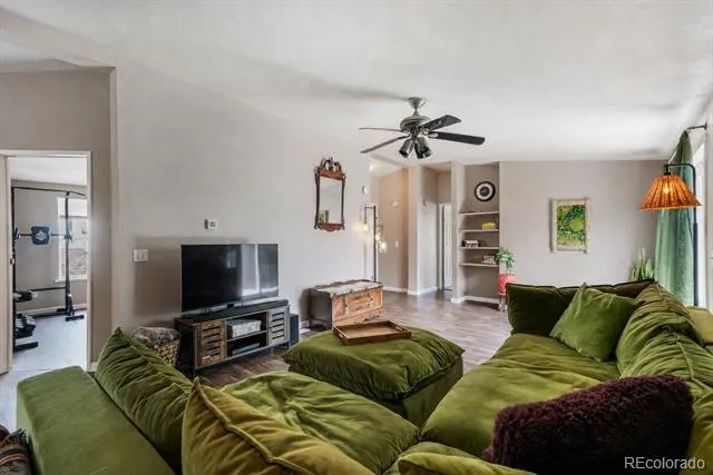 2550 Wheaton Drive Colorado Springs, CO 80904