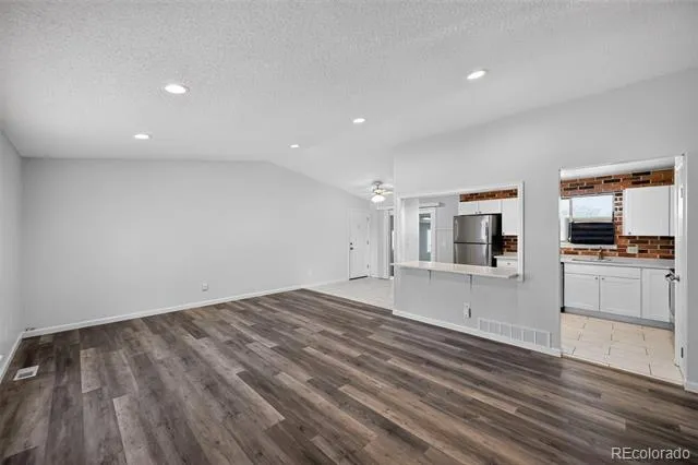1902 S Truckee Street Aurora, CO 80013