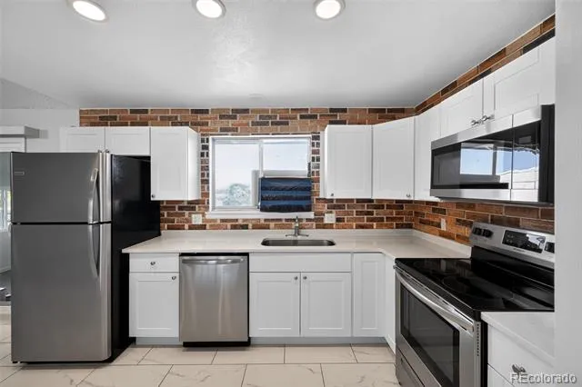 1902 S Truckee Street Aurora, CO 80013