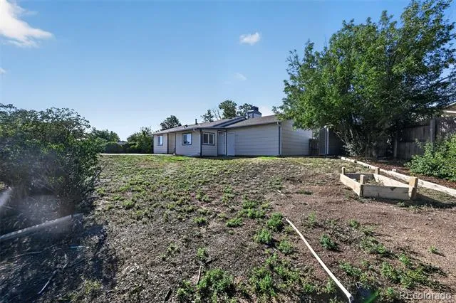 1902 S Truckee Street Aurora, CO 80013