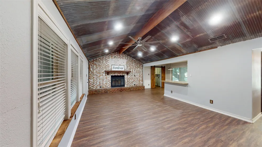 4270 Sir Lancelot Circle Midlothian, TX 76065