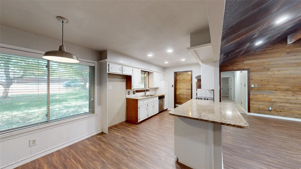 4270 Sir Lancelot Circle Midlothian, TX 76065