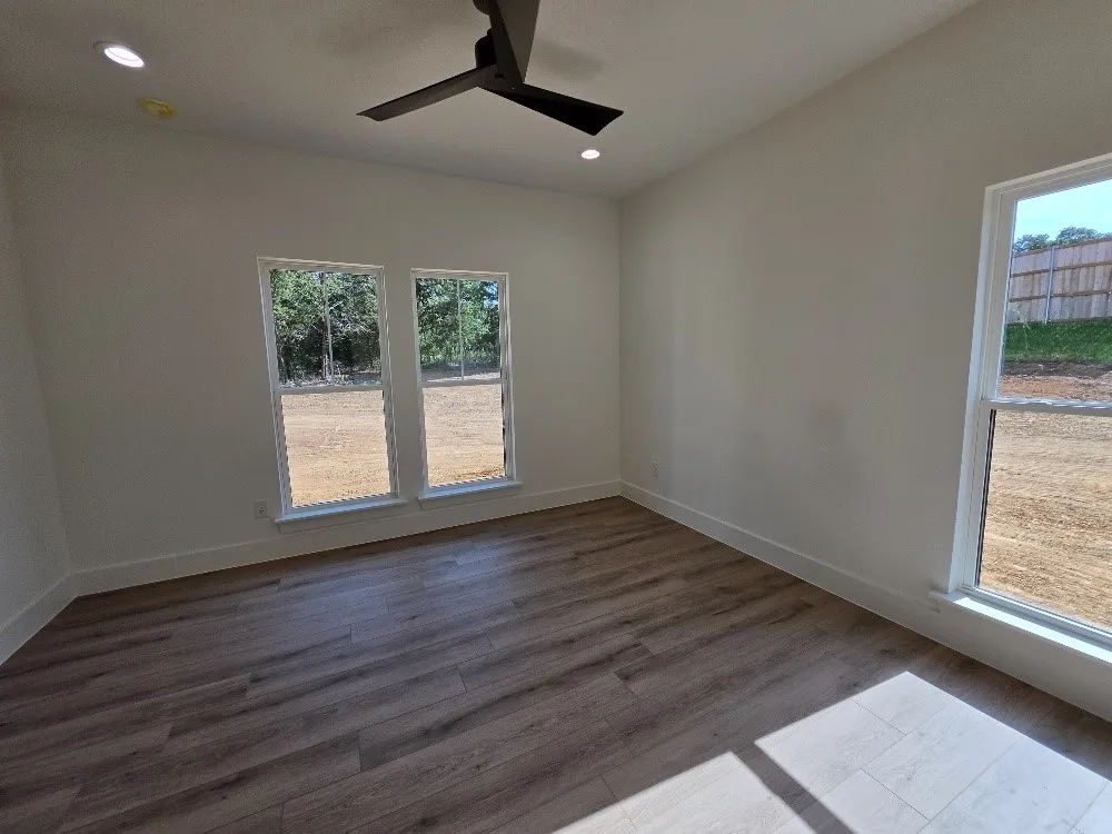 2805 Private #73107 Burleson, TX 76028